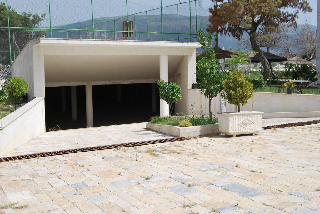 Europa Grand Resort Vlorë エクステリア 写真