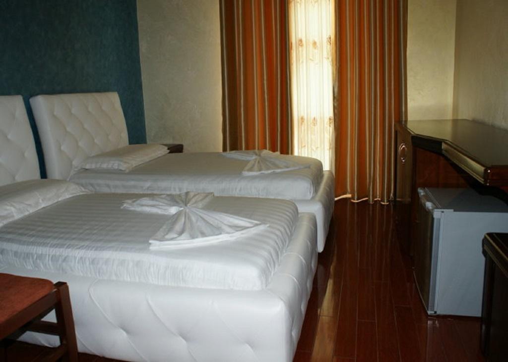 Europa Grand Resort Vlorë エクステリア 写真