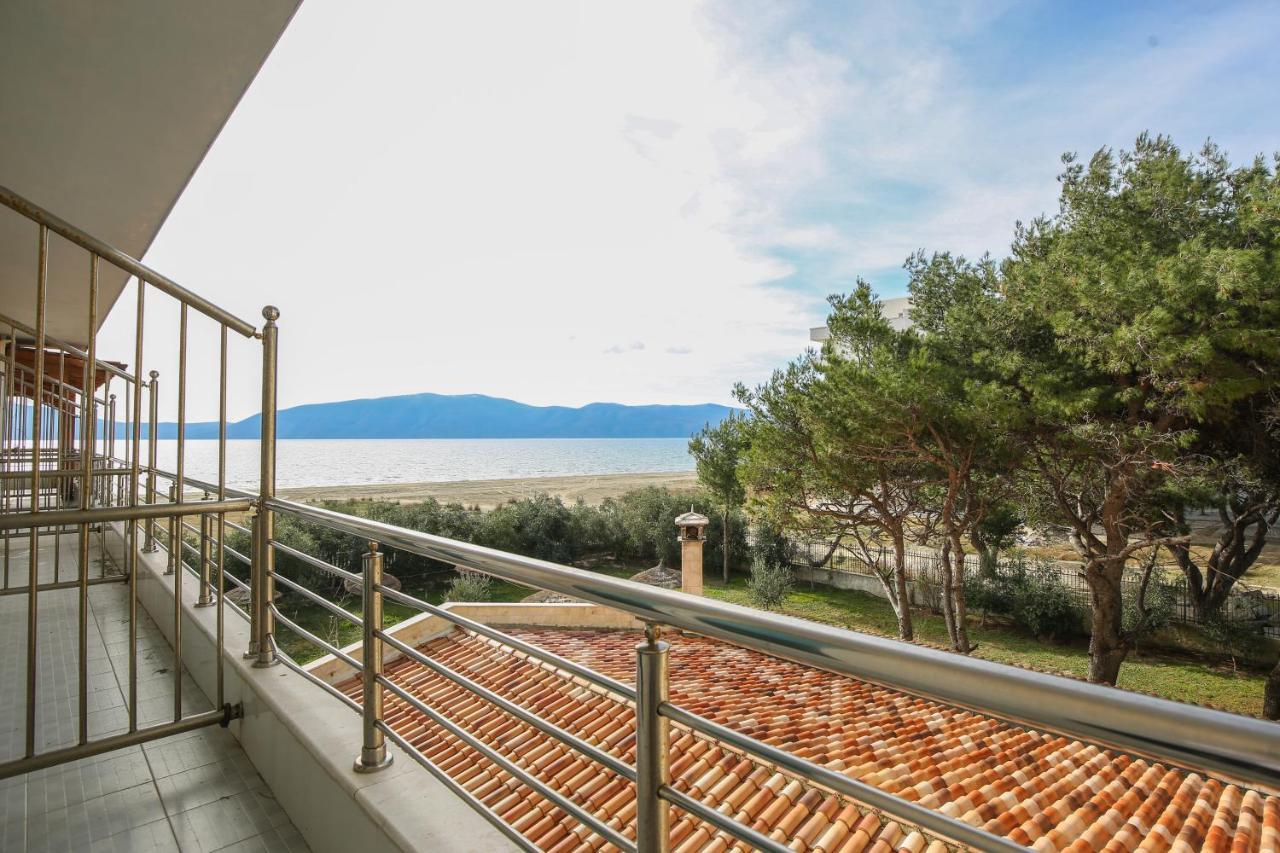 Europa Grand Resort Vlorë エクステリア 写真