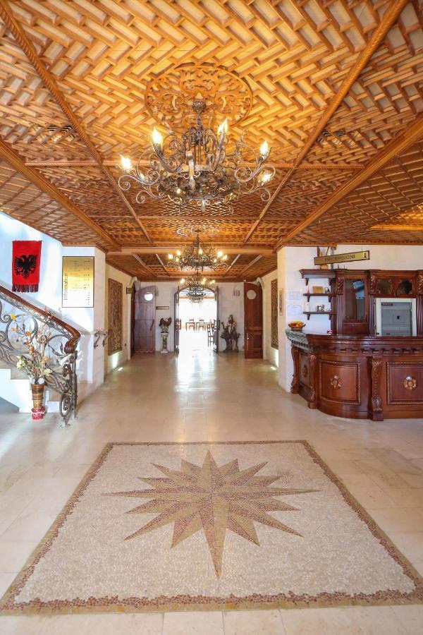 Europa Grand Resort Vlorë エクステリア 写真
